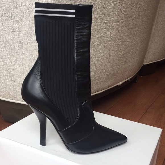 ——SOLD —-FENDI ankle Boots - Picture 3 of 7